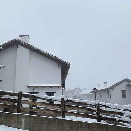 Apartamentos Jaca Mirador De Badaguas 3000 Екстериор снимка