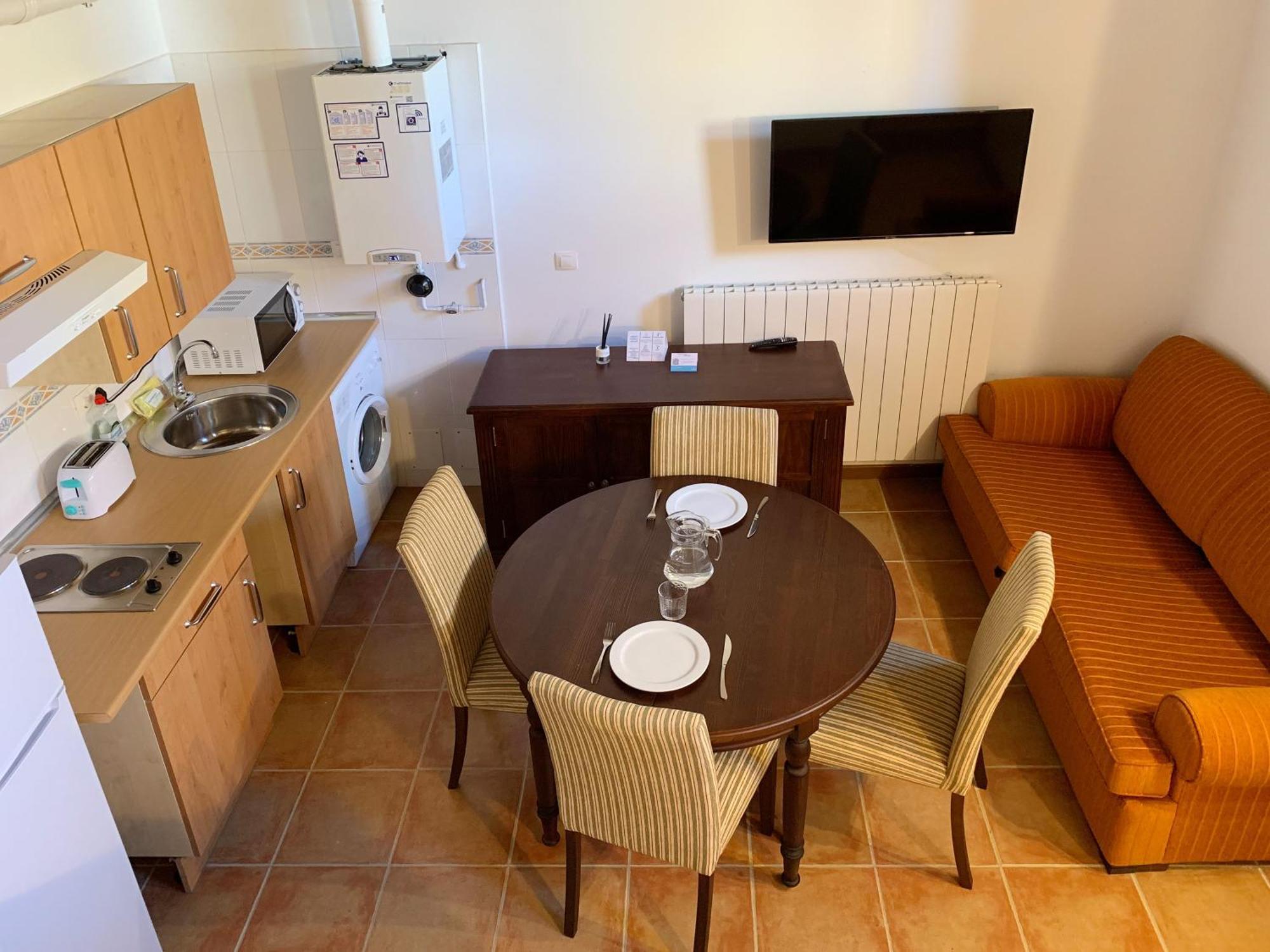 Apartamentos Jaca Mirador De Badaguas 3000 Екстериор снимка
