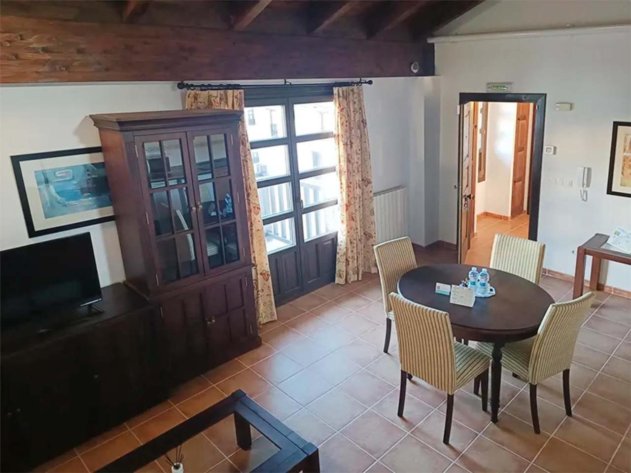 Apartamentos Jaca Mirador De Badaguas 3000 Екстериор снимка